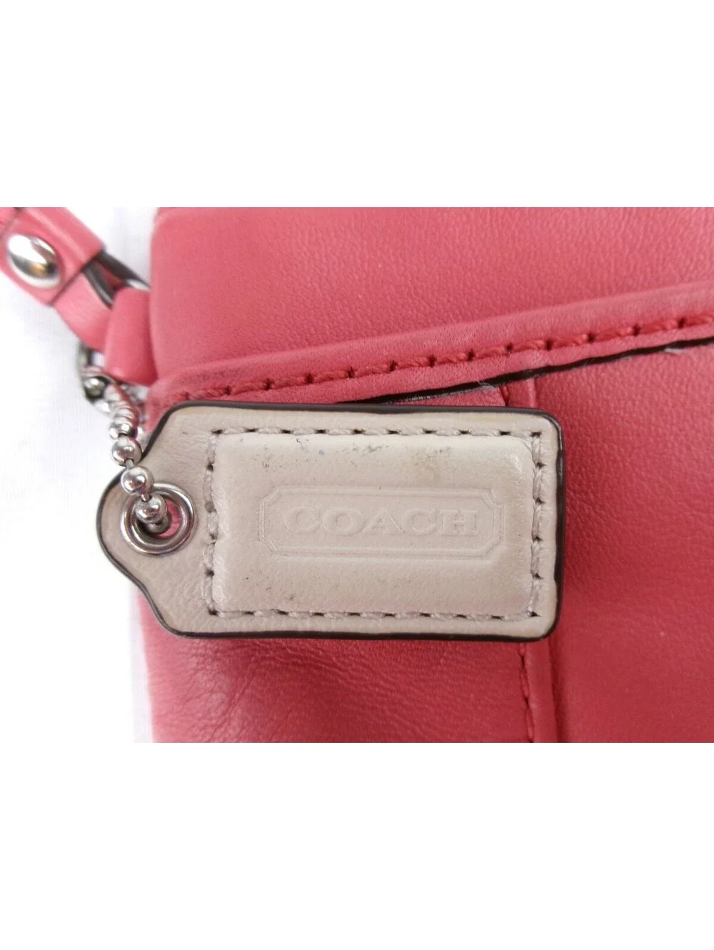 Authentic Coach Coral Pink Leather Wristlet Clutch Zip Pouch Hangtag